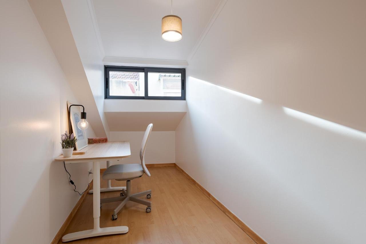 Central Gem IV - Lisbon Trendy Santos District With Dedicated Workspace Exterior foto